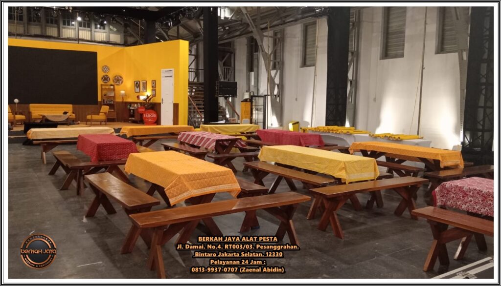 Menyewakan Kursi Festival Kayu Xtra Jakarta Selatan