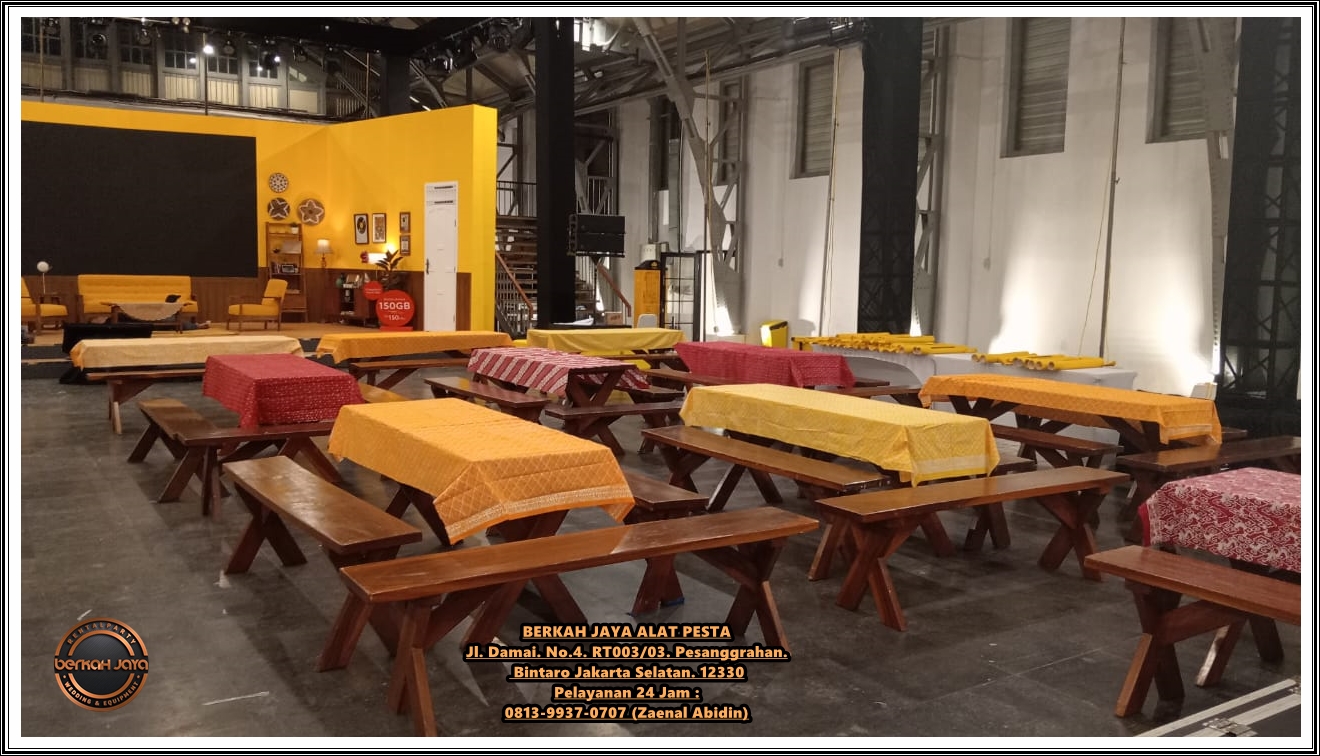 Menyewakan Kursi Festival Kayu Xtra Jakarta Selatan