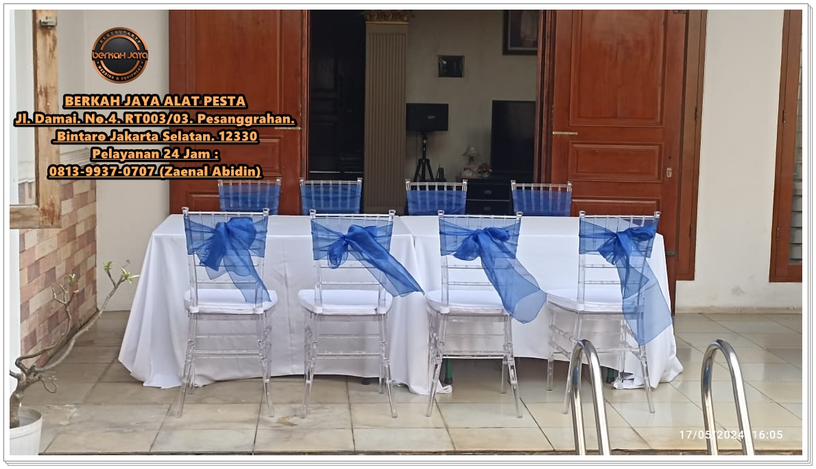 Sewa Tiffany Kursi Kayu Dan Acrylic Bening Di Bogor