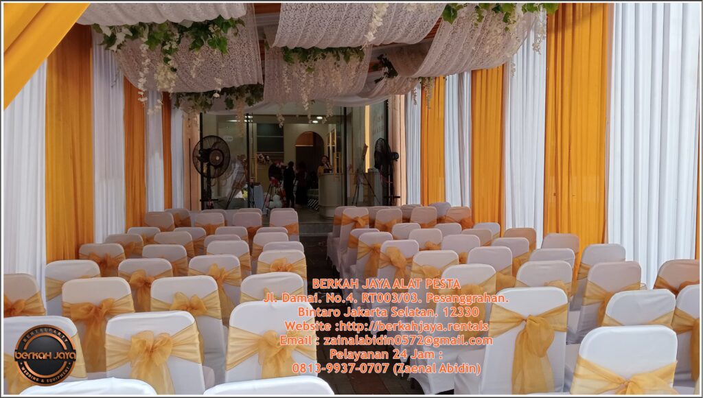 Sewa Tenda Konvensional Dekorasi Kain Serut Gold Putih Area Jakarta Selatan
