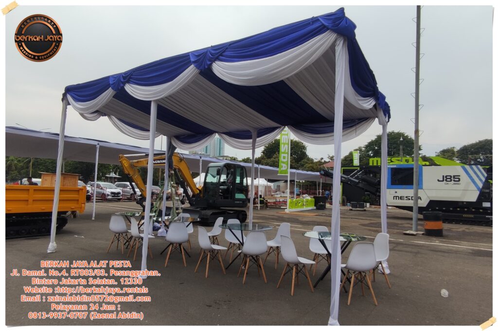 Sewa Tenda Kain Serut Atau Rempel Biru Putih Area Monas Jakarta Pusat
