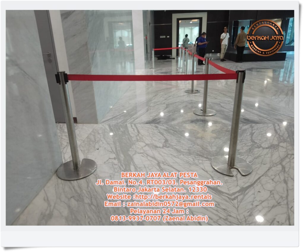 Sewa Tiang Antrian Tali Bludru Dan Sabuk Tarik Beragam Warna Area Bogor