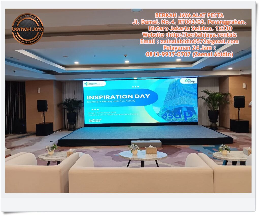 Sewa panggung Indoor Kotak Lengkap Karpet Dan Rumbai Area Jakarta Selatan