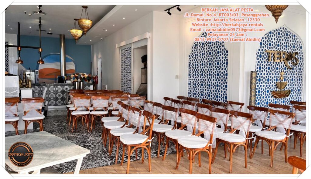 Jasa Sewa Crossback Chairs Kayu Silang Di Area Jakarta Pusat