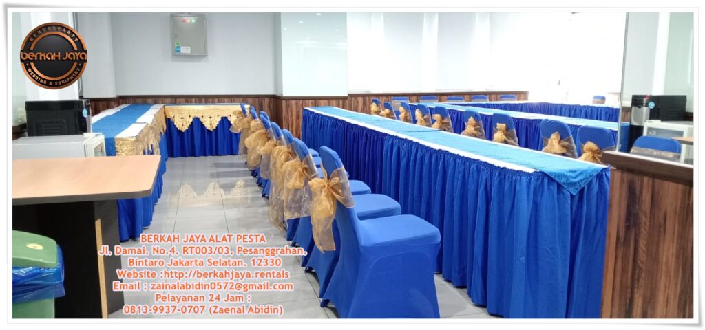 Sewa Meja Dan Kursi Cover Biru Di Daerah Jakarta Pusat
