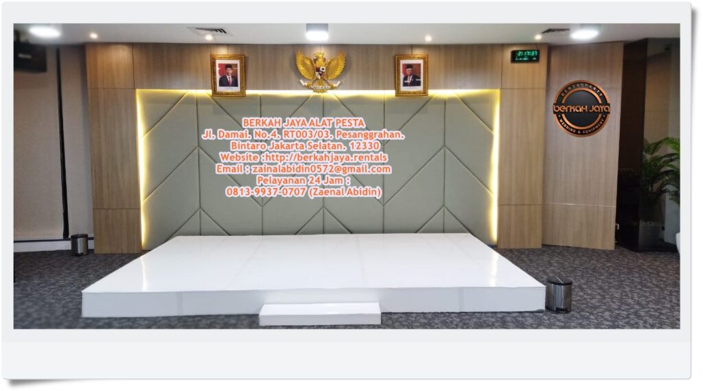 Sewa Panggung Melaminto Dan Finishing Karpet Area Jakarta Pusat