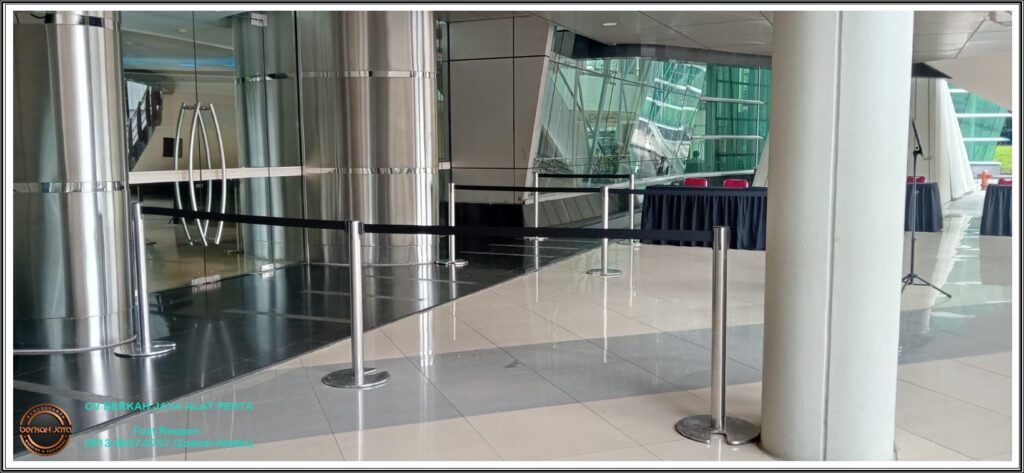 Rental Tiang Antrian Type VIP Tali Bludru Dan Standar Pita Di Jakarta