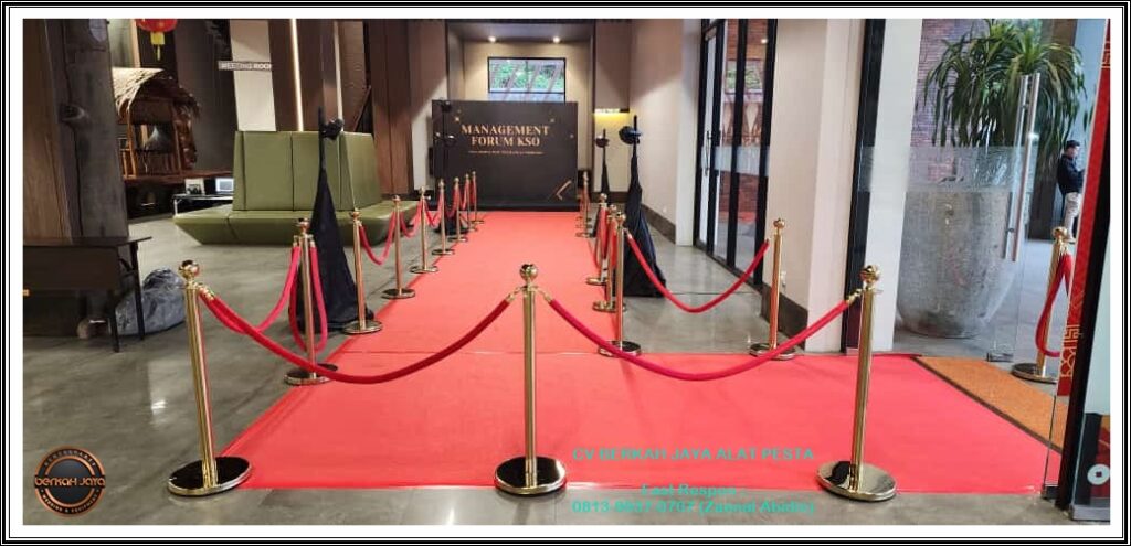 Rental Tiang Antrian Type VIP Tali Bludru Dan Standar Pita Di Jakarta