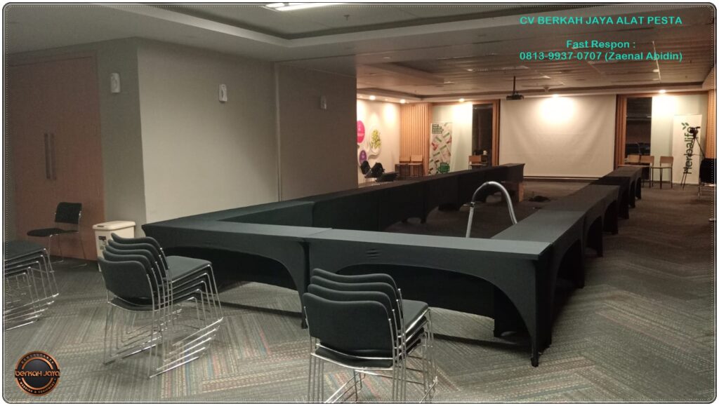 Sewa Meja IBM Setting Letter U Cover Ketat Hitam Di Jakarta Selatan