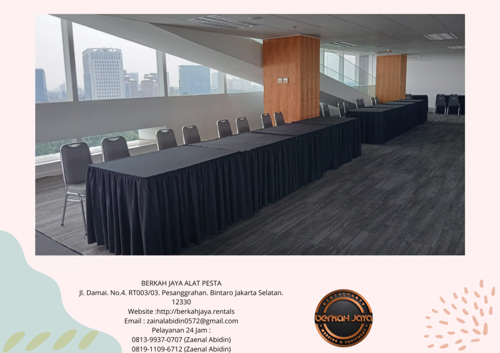 Sewa Meja Kotak Cover Rumbai Hitam Di Area Jakarta Selatan