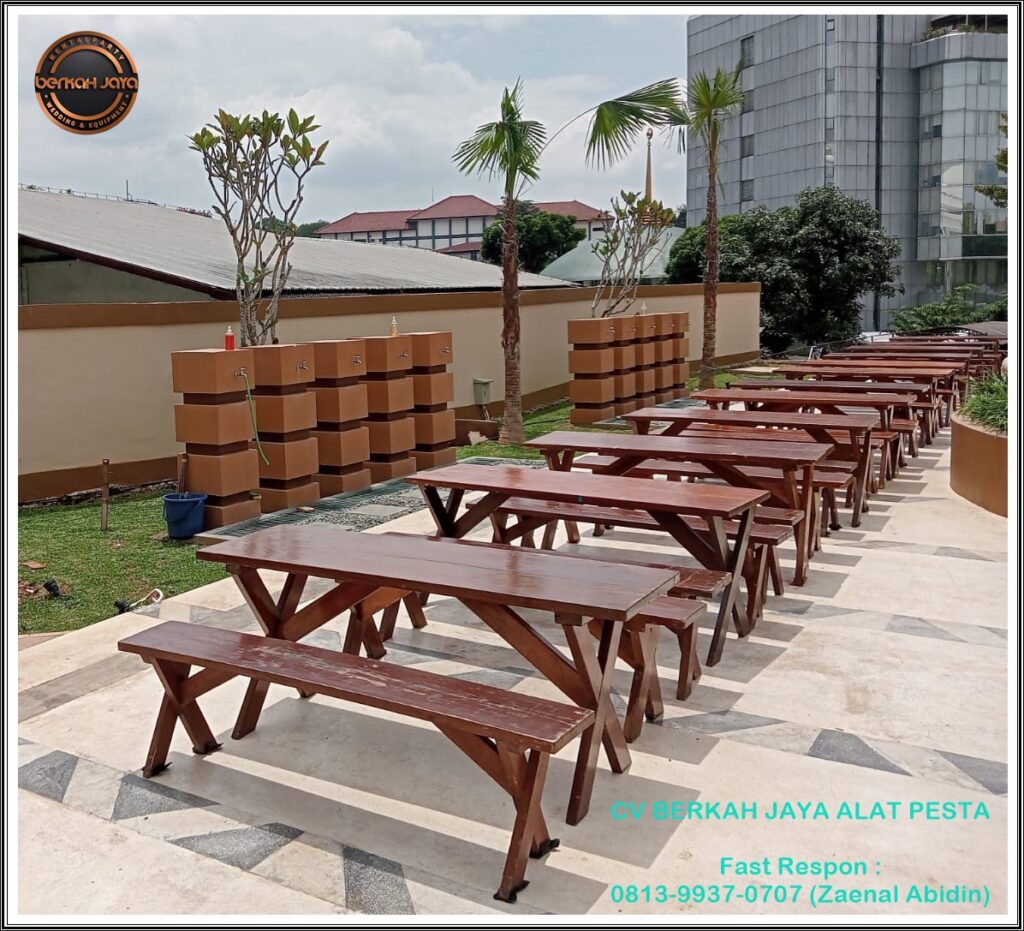 Sewa Meja Taman Out Door Event AEON Deltamas Cikarang