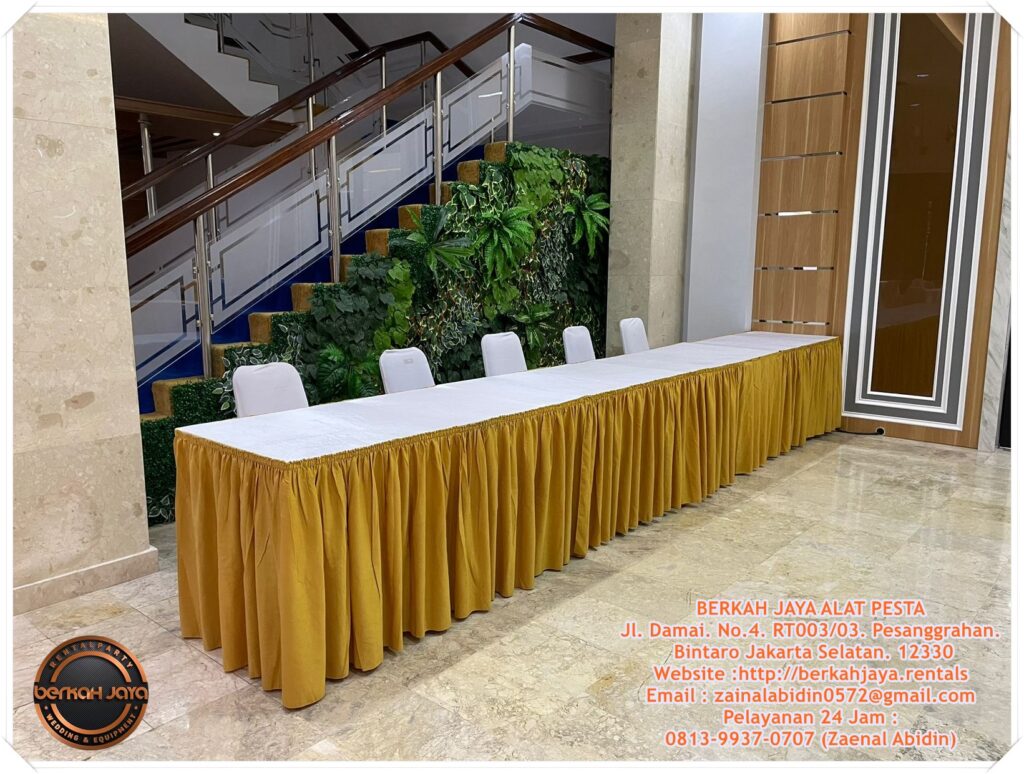 Sewa Meja Type Kotak Ukuran 120x60cm Cover Gold Di Jakarta