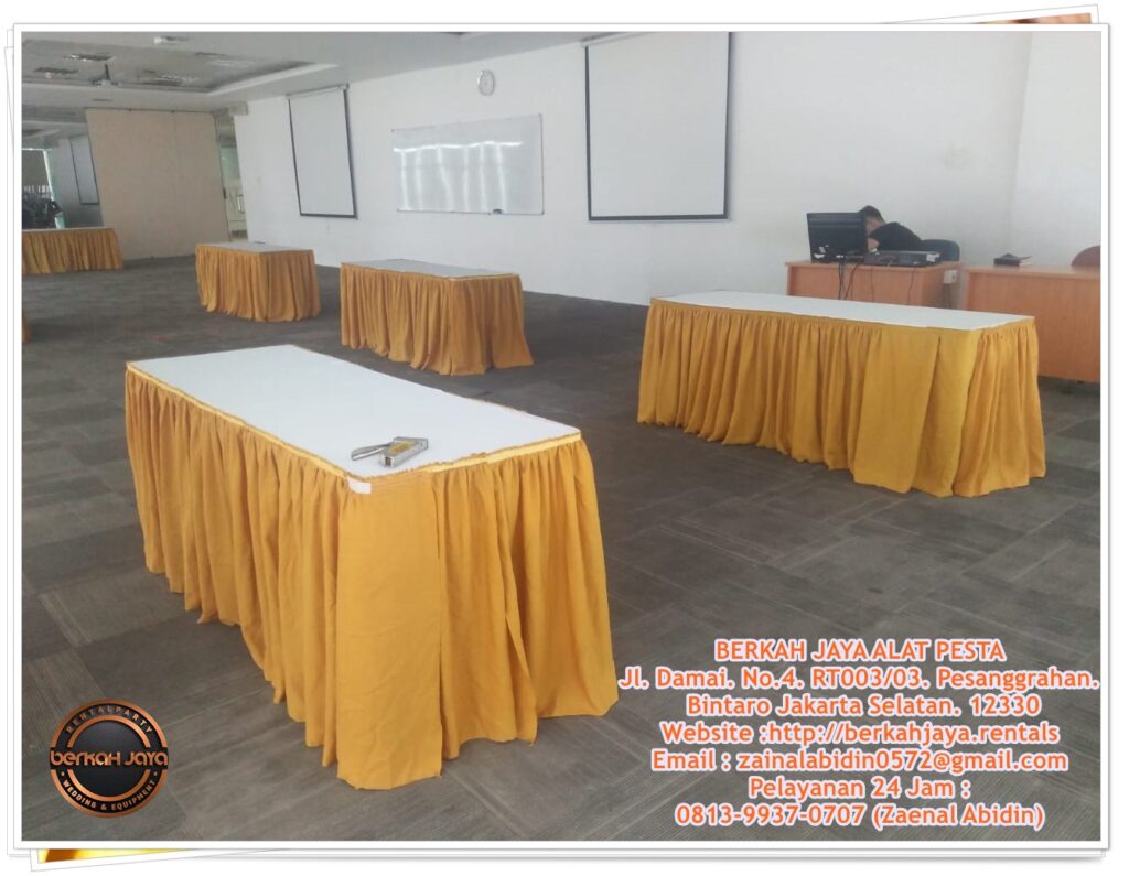 Sewa Meja Type Kotak Ukuran 120x60cm Cover Gold Di Jakarta