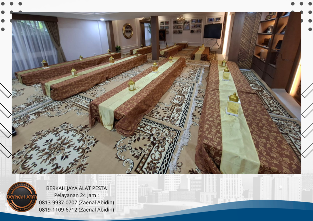 Sewa Meja Kotak Type Lesehan Cover Warna Warni Area Jakarta Selatan