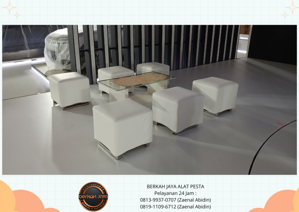 Jasa sewa Meja Bar Dan Kursi Puff Kotak Area Jakarta Selatan