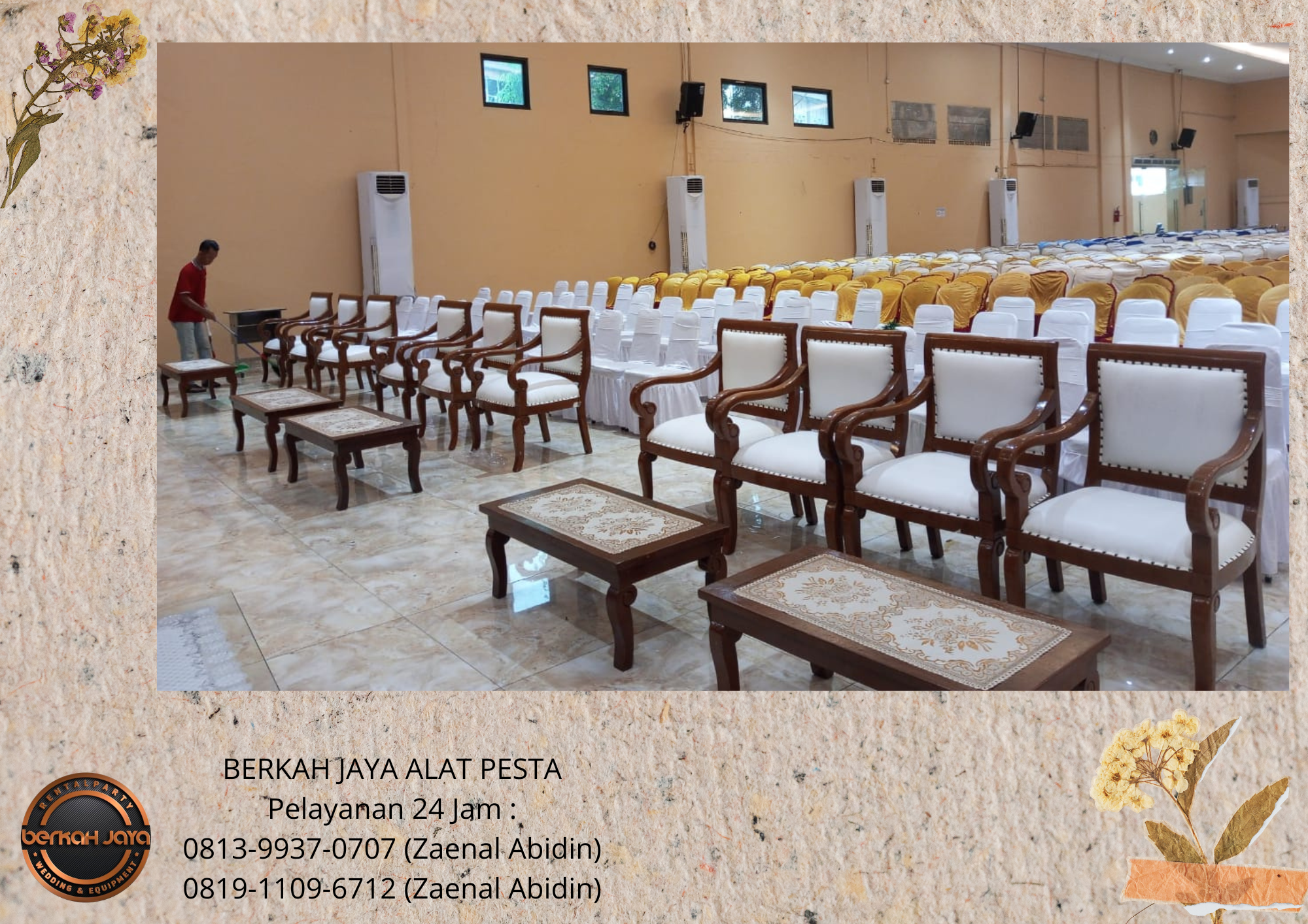 Sewa KURSI ARM CHAIRS Atau KURSI VIP KAYU Jakarta