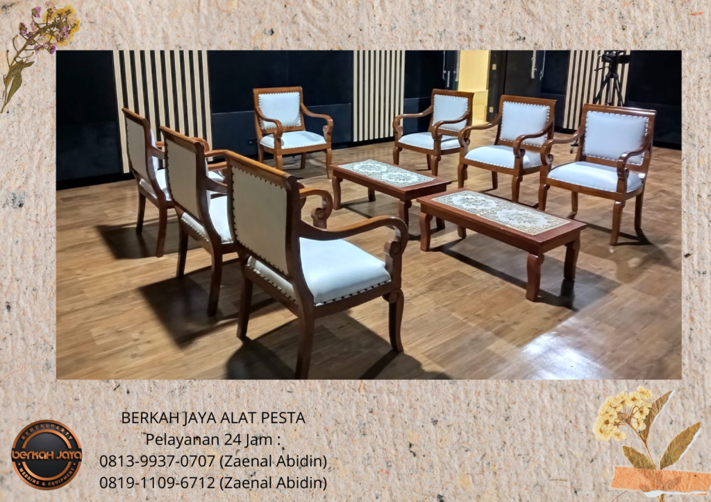 Sewa KURSI ARM CHAIRS Atau KURSI VIP KAYU Jakarta