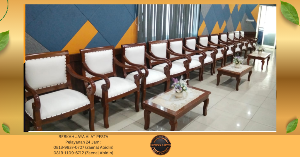 Sewa KURSI VIP KAYU JOKOWI Area Jakarta Selatan
